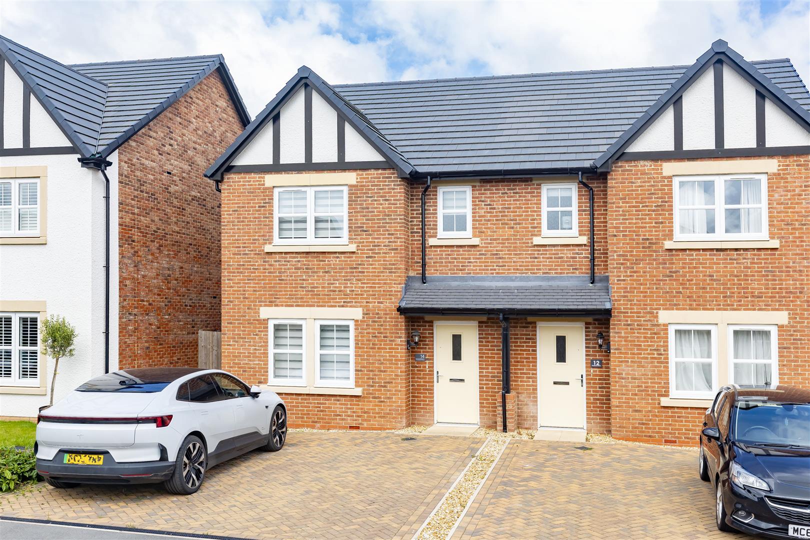 3 bed property in Hornbeam Drive, Preston